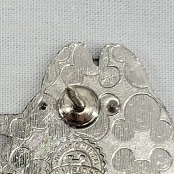DISNEY Pin Trading ~ Disneyland Hong Kong ~ Safety Pin ~ Dale ~ 2015 - Picture 9 of 10